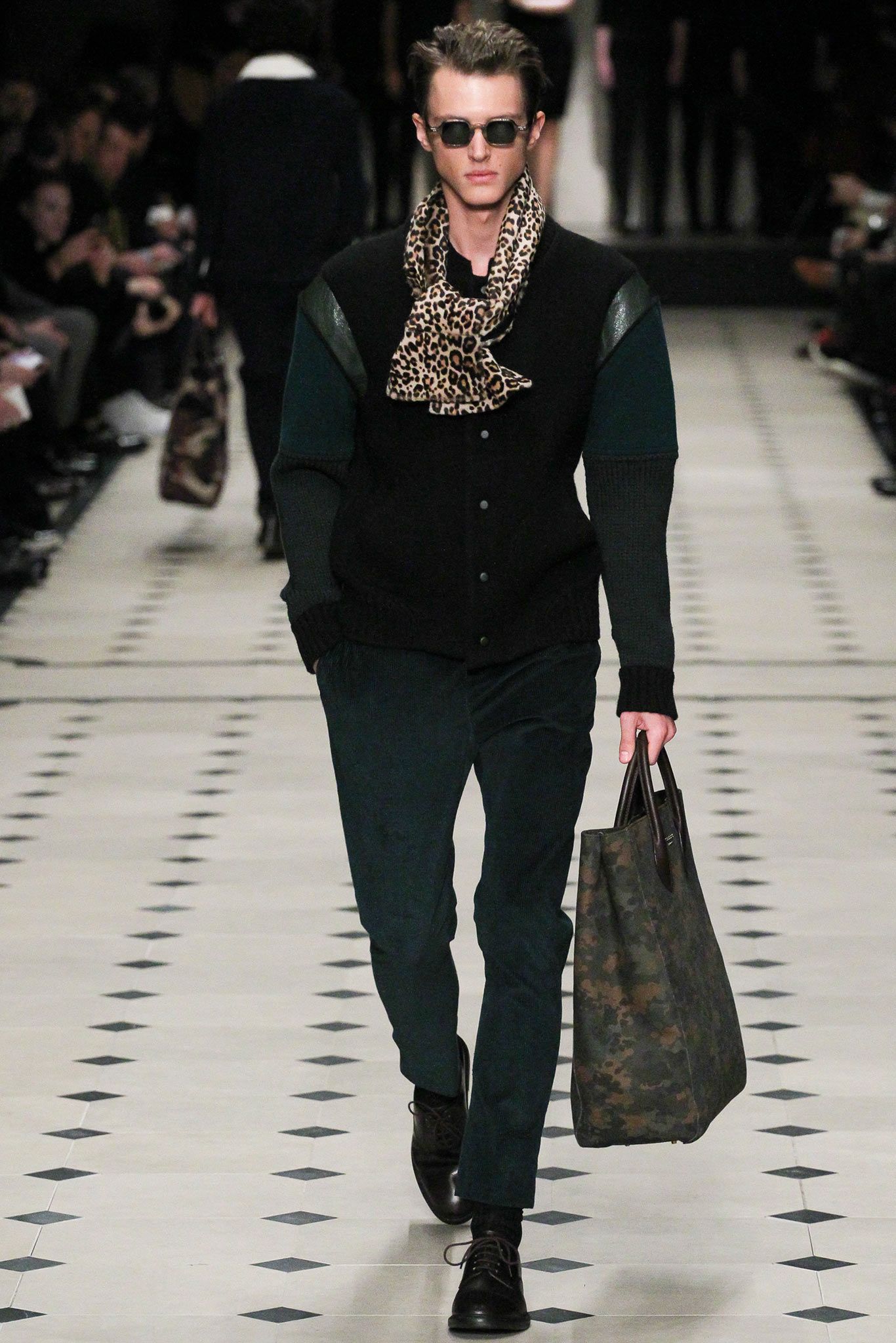 Burberry F/W 15 Menswear Look 186