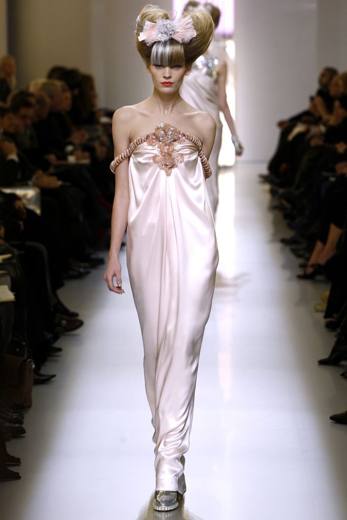 Chanel S/S 10 Couture Look 349