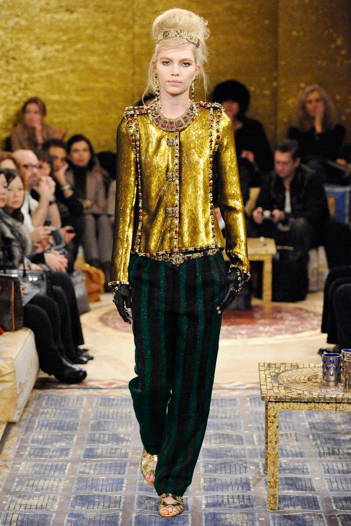 Chanel F/W 11 Look 284