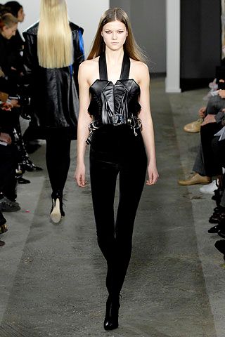 Christopher Kane F/W 07 Look 30