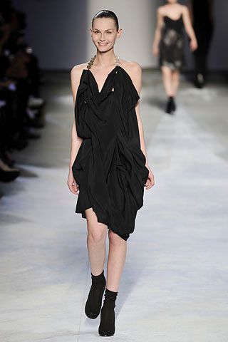Chalayan F/W 08 Look 126