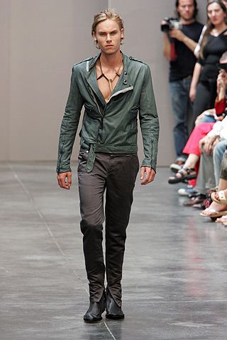 Costume National S/S 05 Menswear Look 29