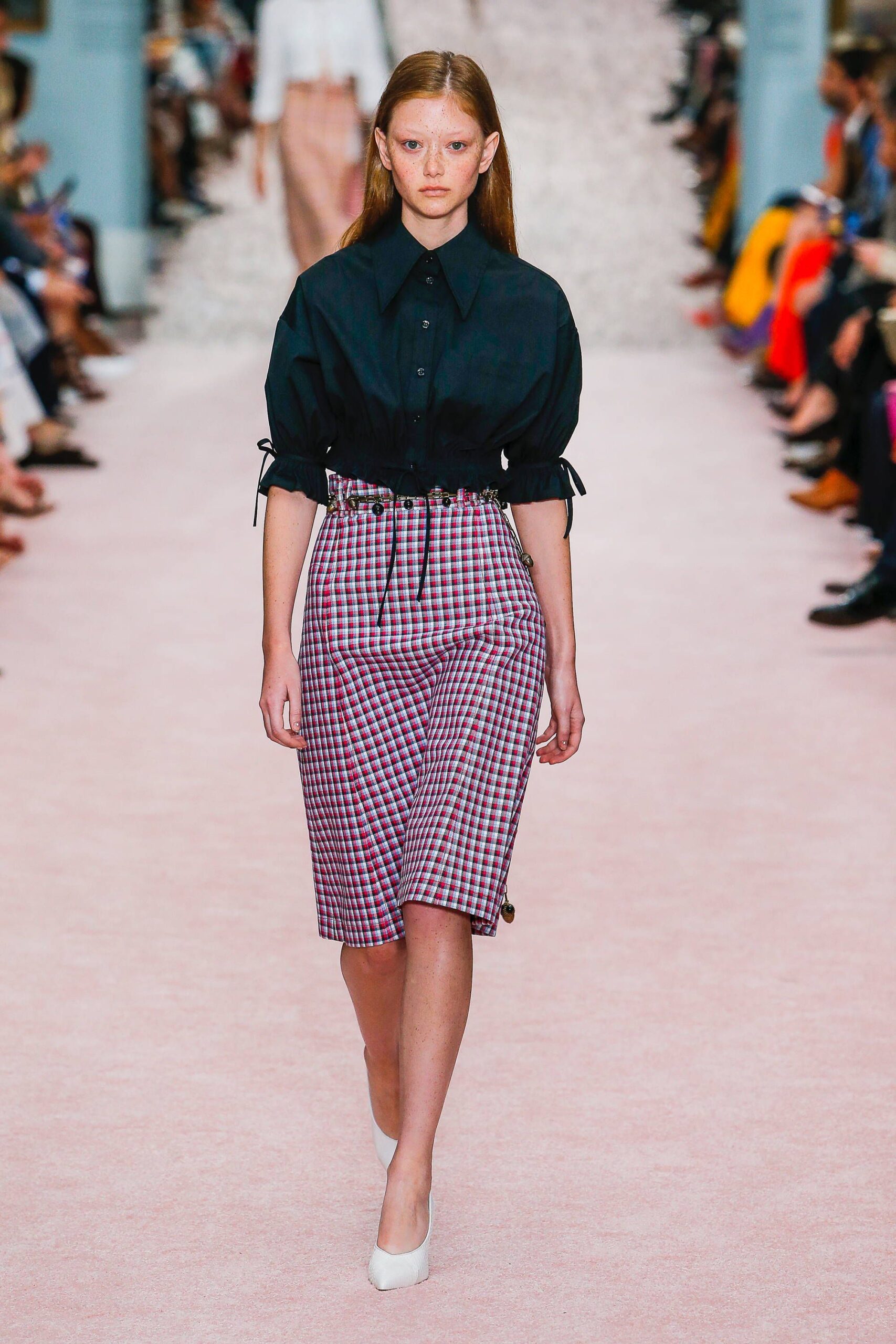 Carolina Herrera S/S 19 Look 36