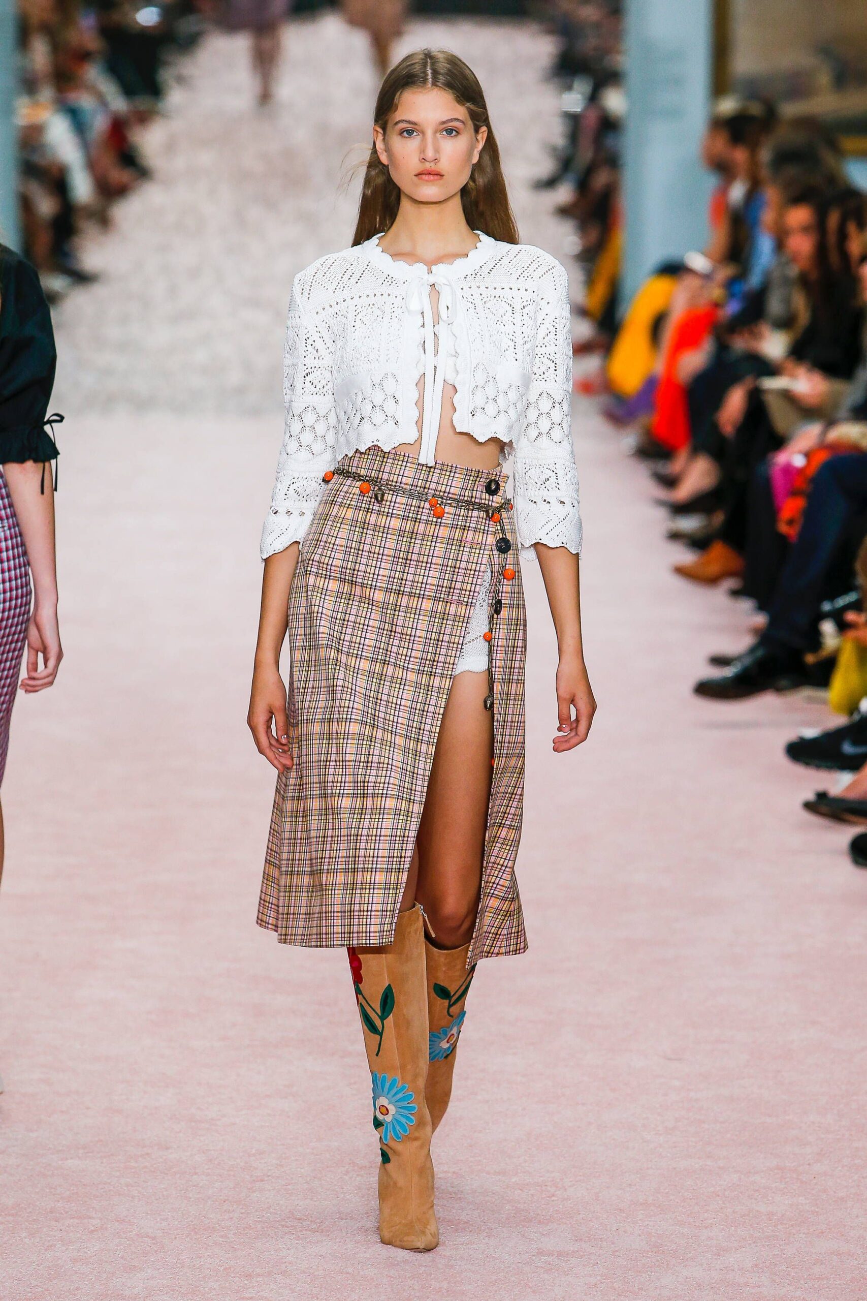 Carolina Herrera S/S 19 Look 58