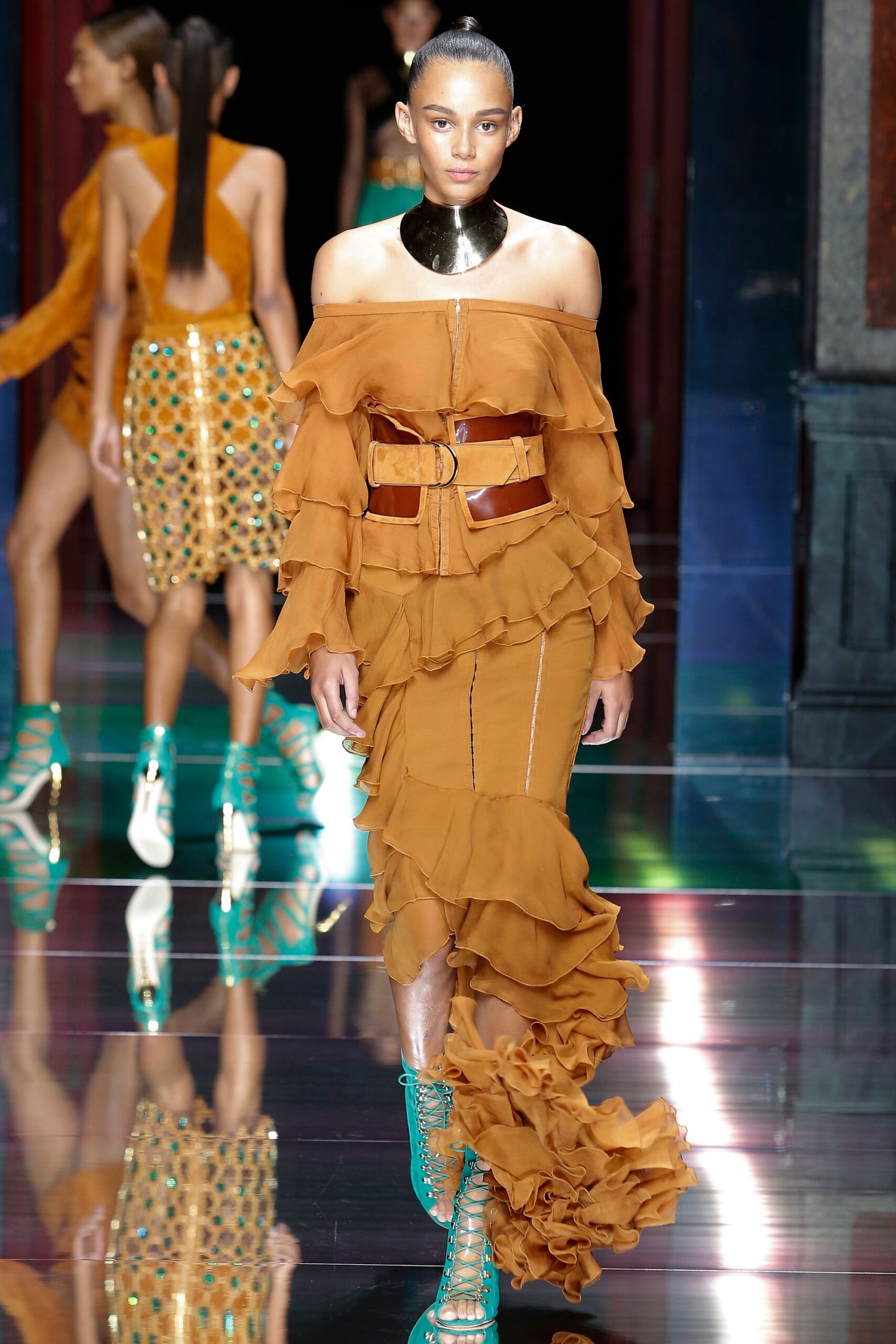 Balmain S/S 16 Look 73