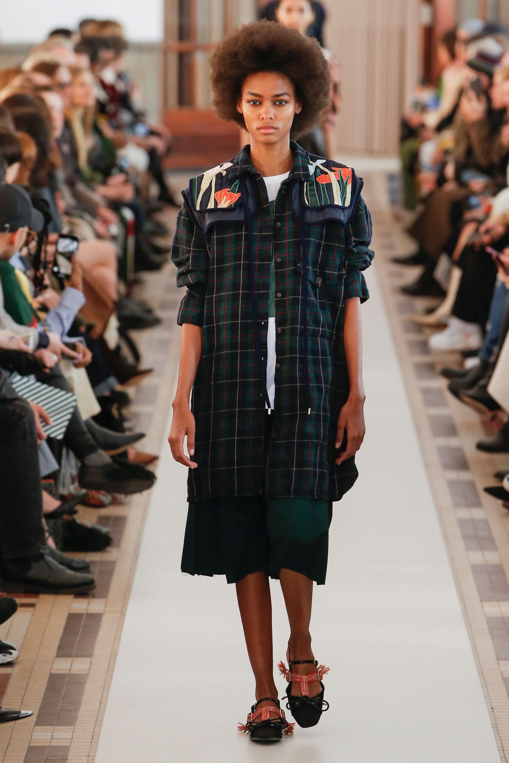 Carven F/W 18 Look 131