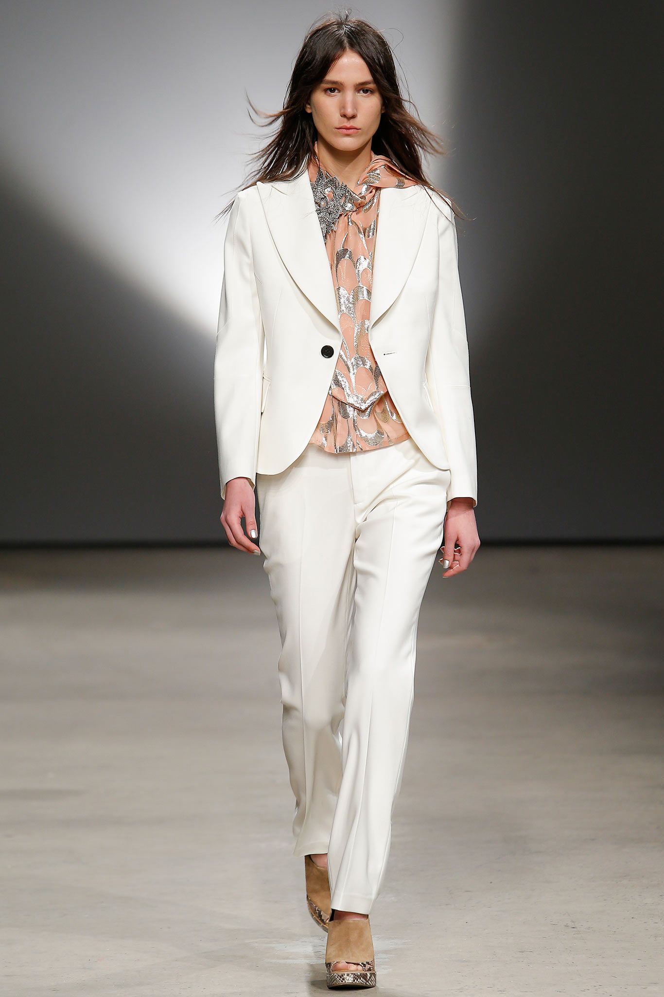 Creatures of the Wind F/W 15 Look 39
