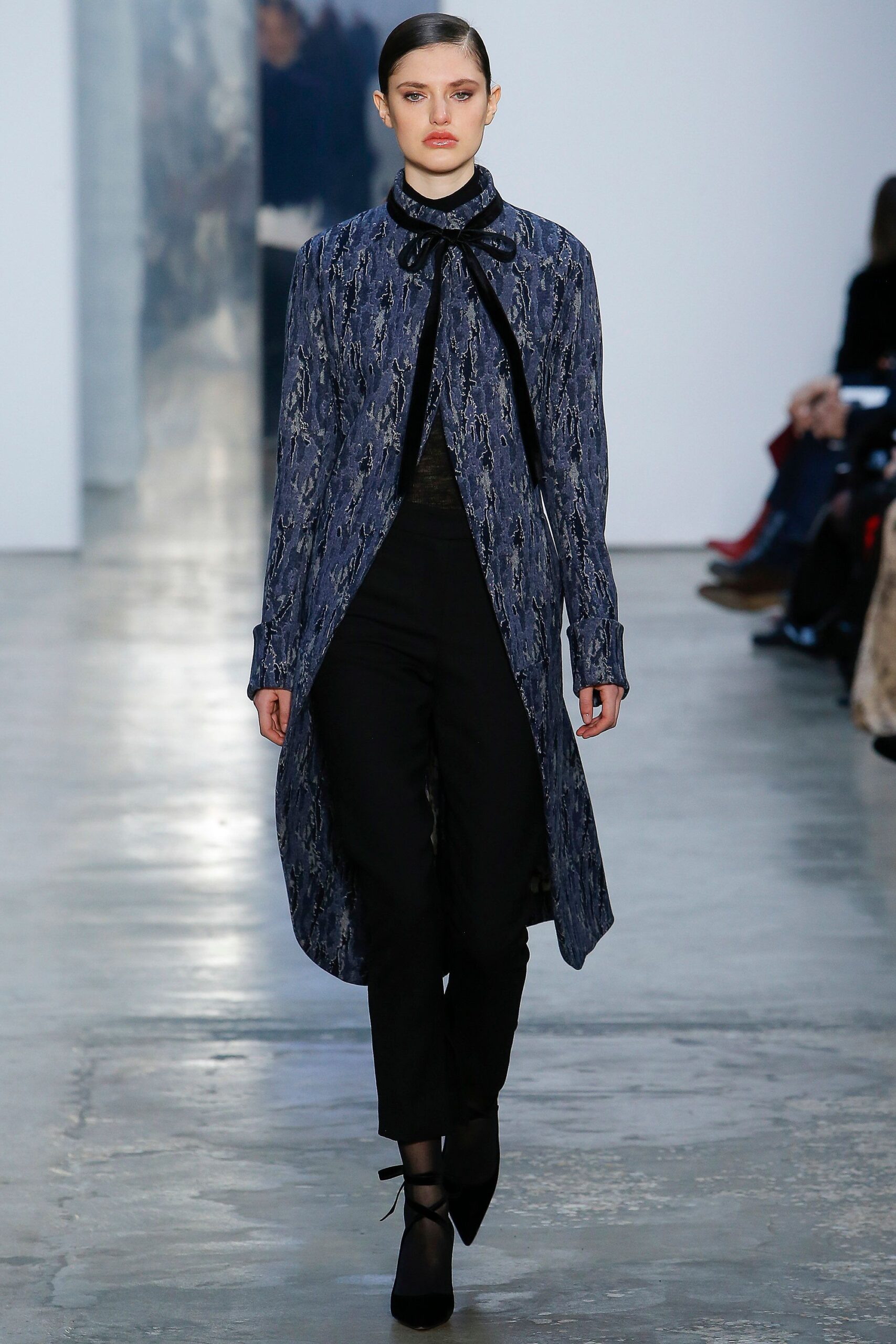 Carolina Herrera F/W 17 Look 196