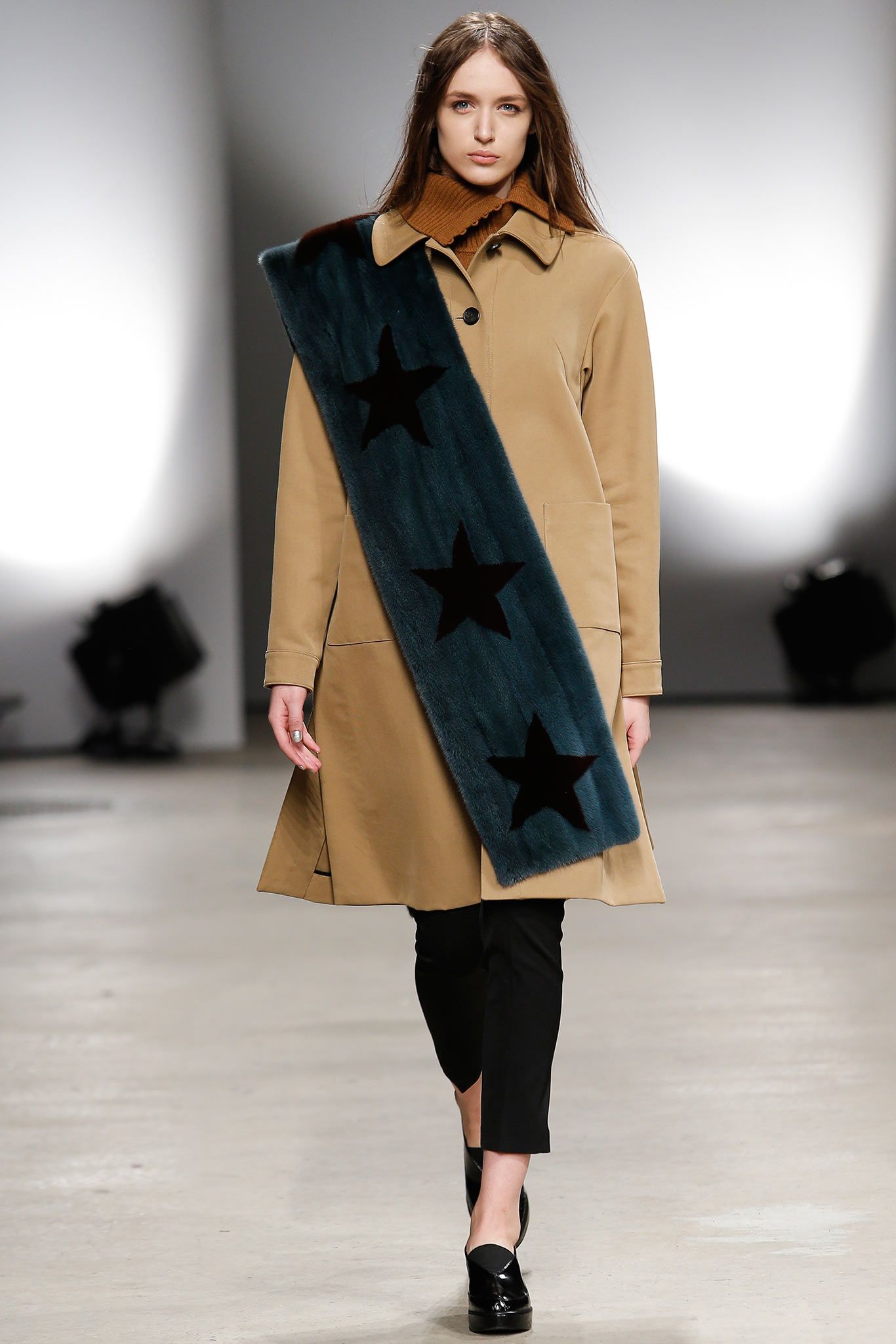 Creatures of the Wind F/W 15 Look 47