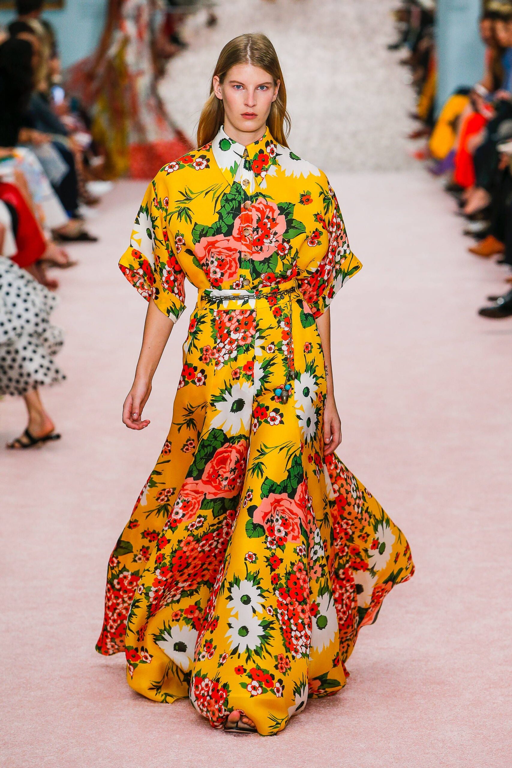 Carolina Herrera S/S 19 Look 372