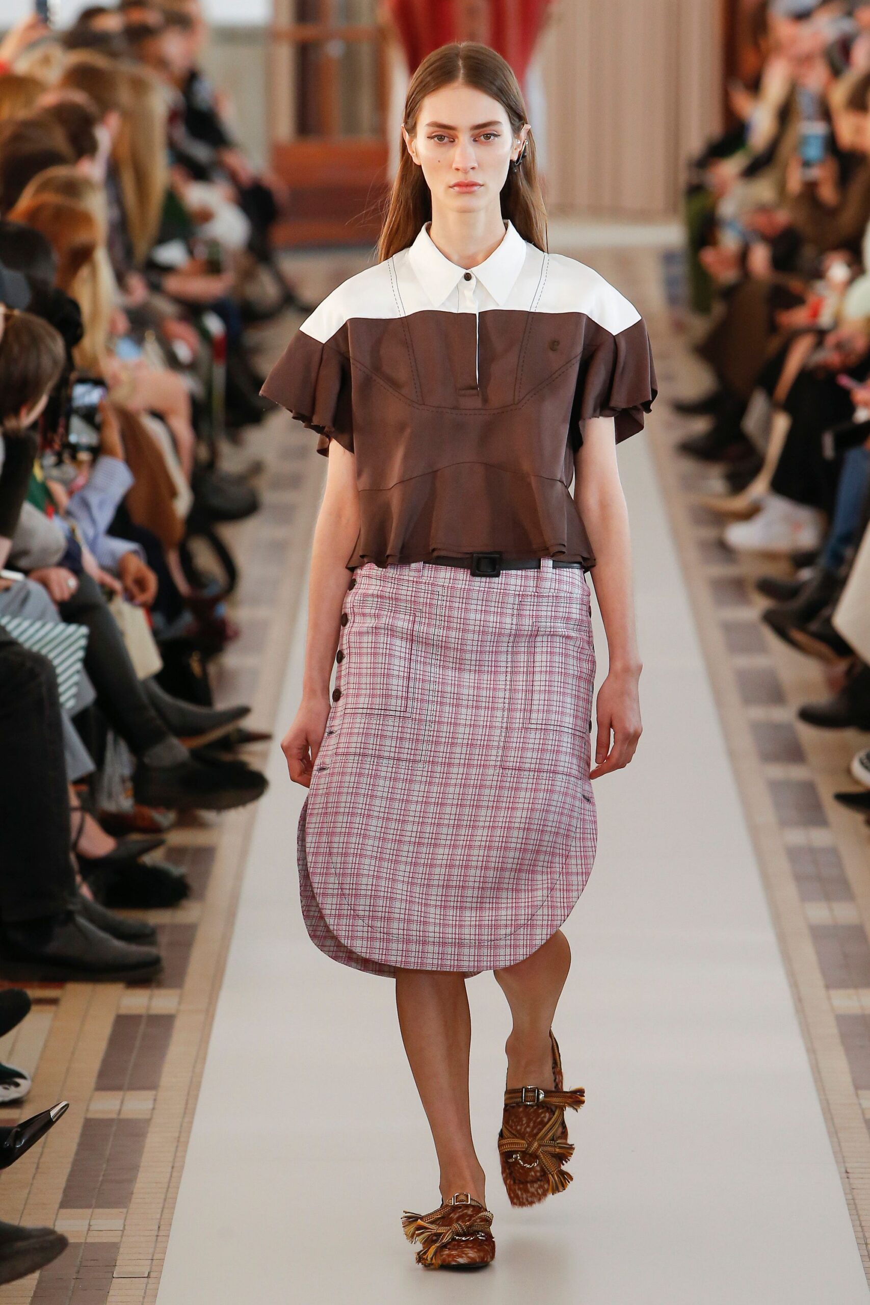Carven F/W 18 Look 390