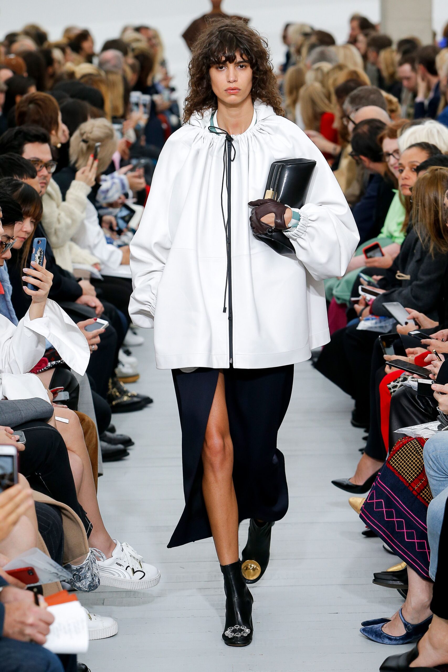Celine S/S 18 Look 282