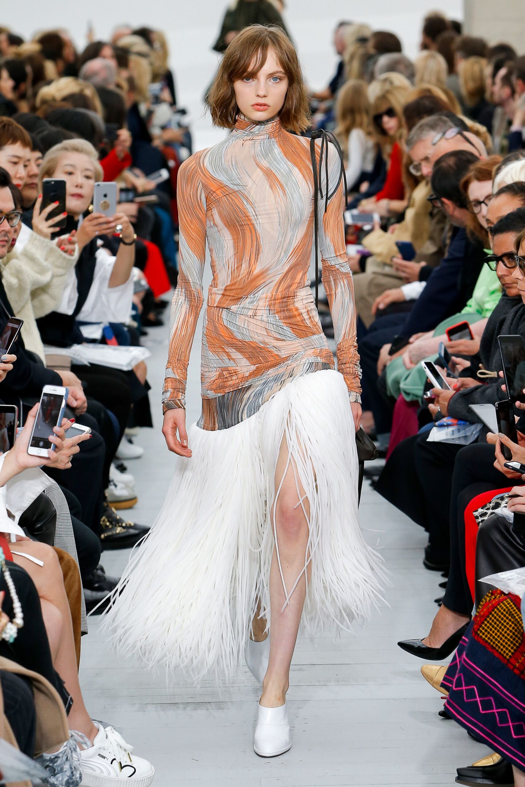 Celine S/S 18 Look 313