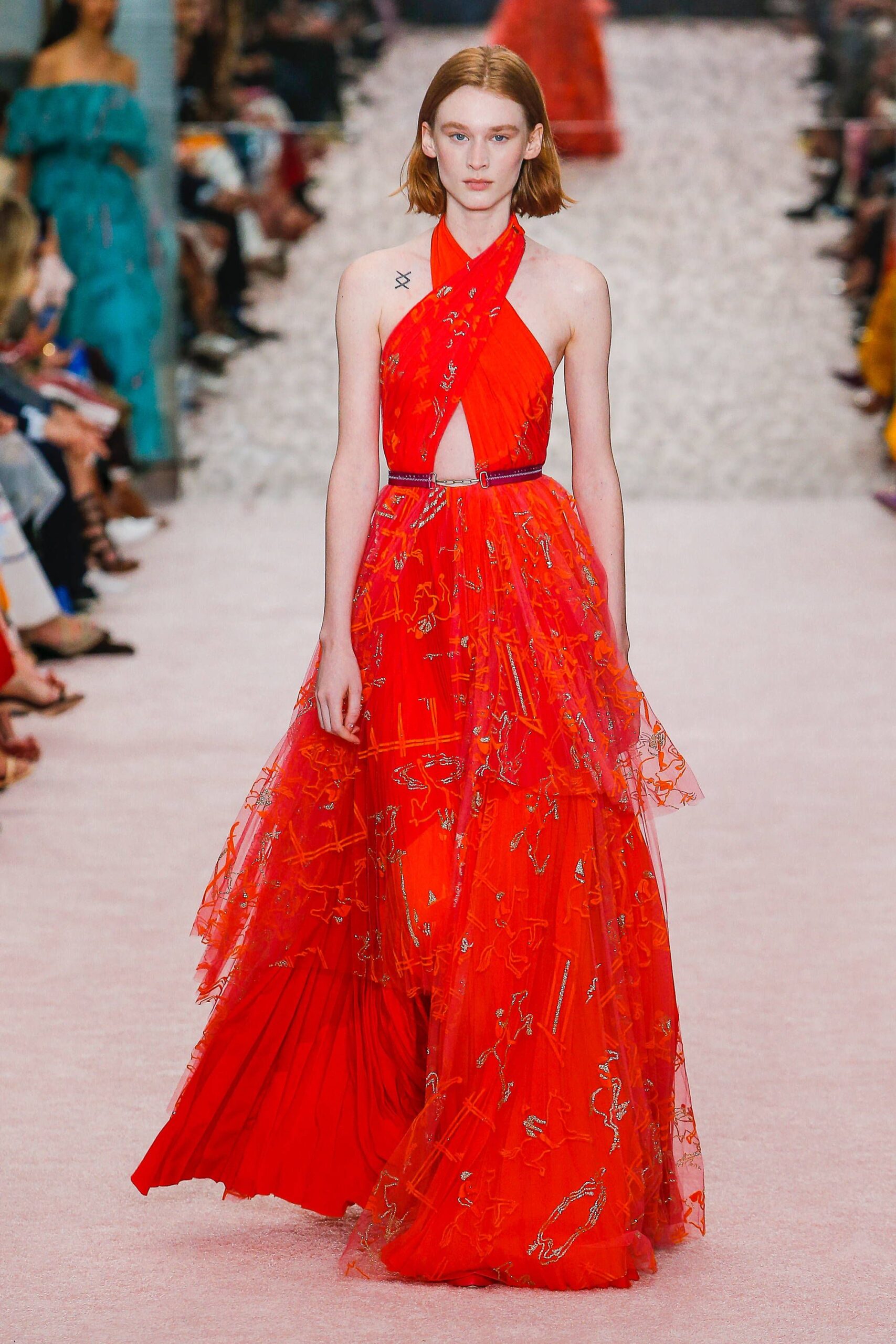 Carolina Herrera S/S 19 Look 561