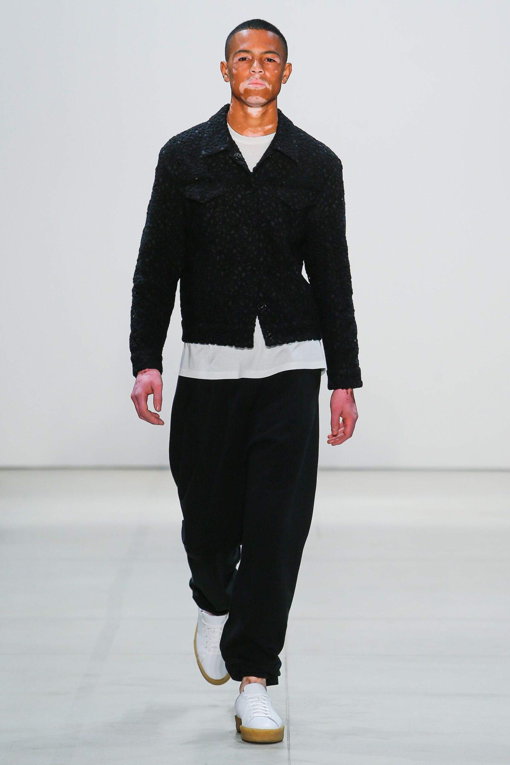 Band of Outsiders S/S 17 Look 237