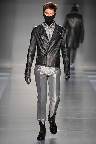 Costume National F/W 07 Menswear Look 73