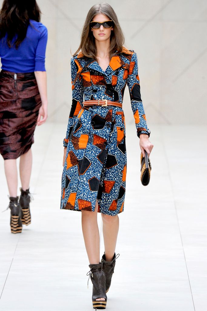 Burberry S/S 12 Look 118