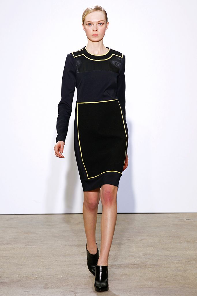 Costume National F/W 11 Look 71