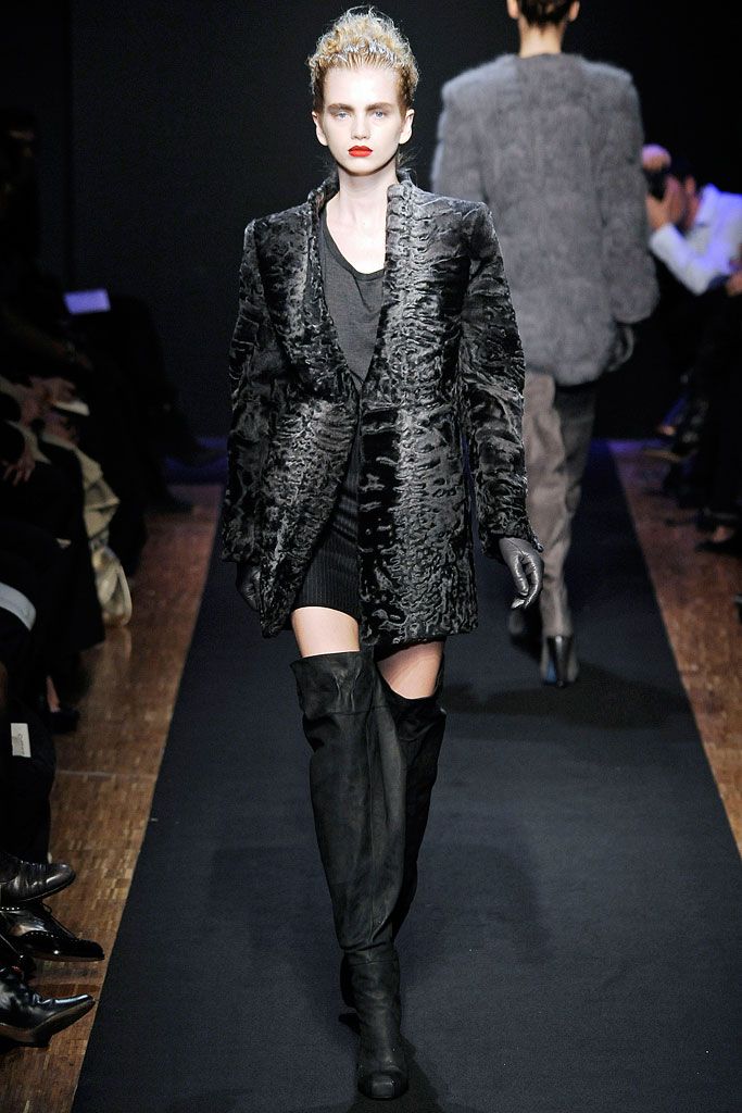 Costume National F/W 09 Look 29
