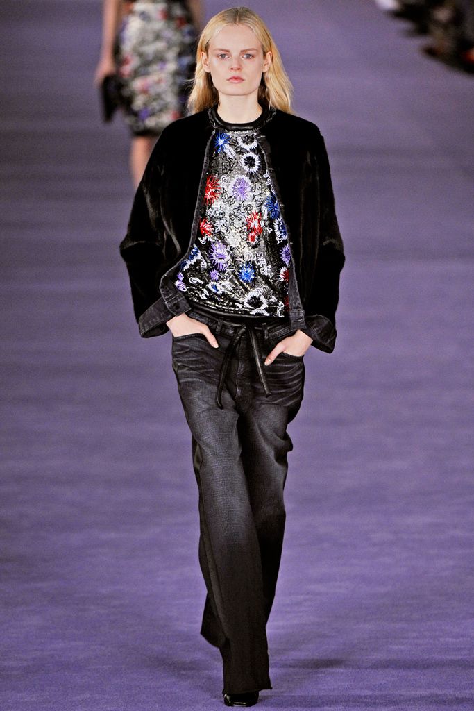 Christopher Kane F/W 12 Look 193
