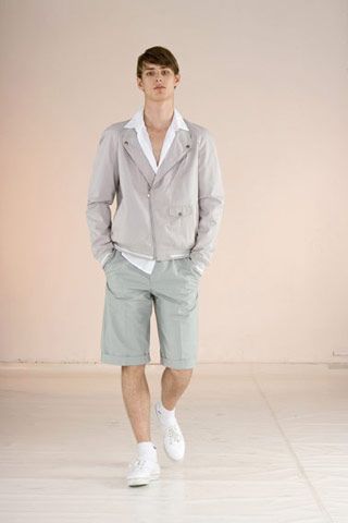 Chalayan S/S 07 Menswear Look 37