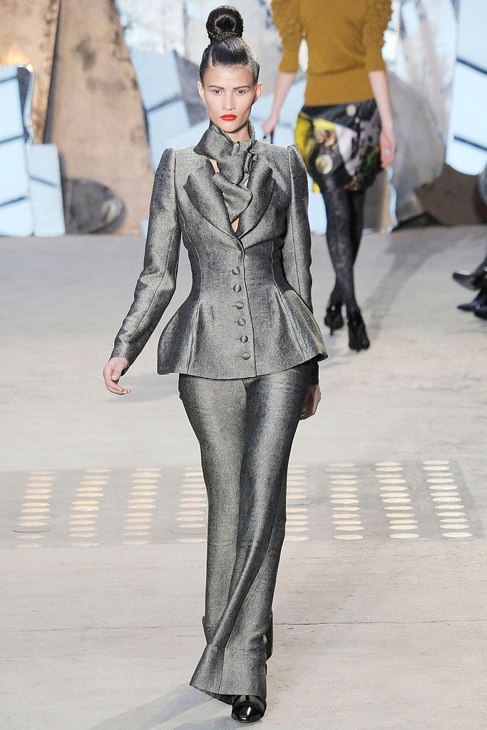 Christian Lacroix F/W 09 Look 201