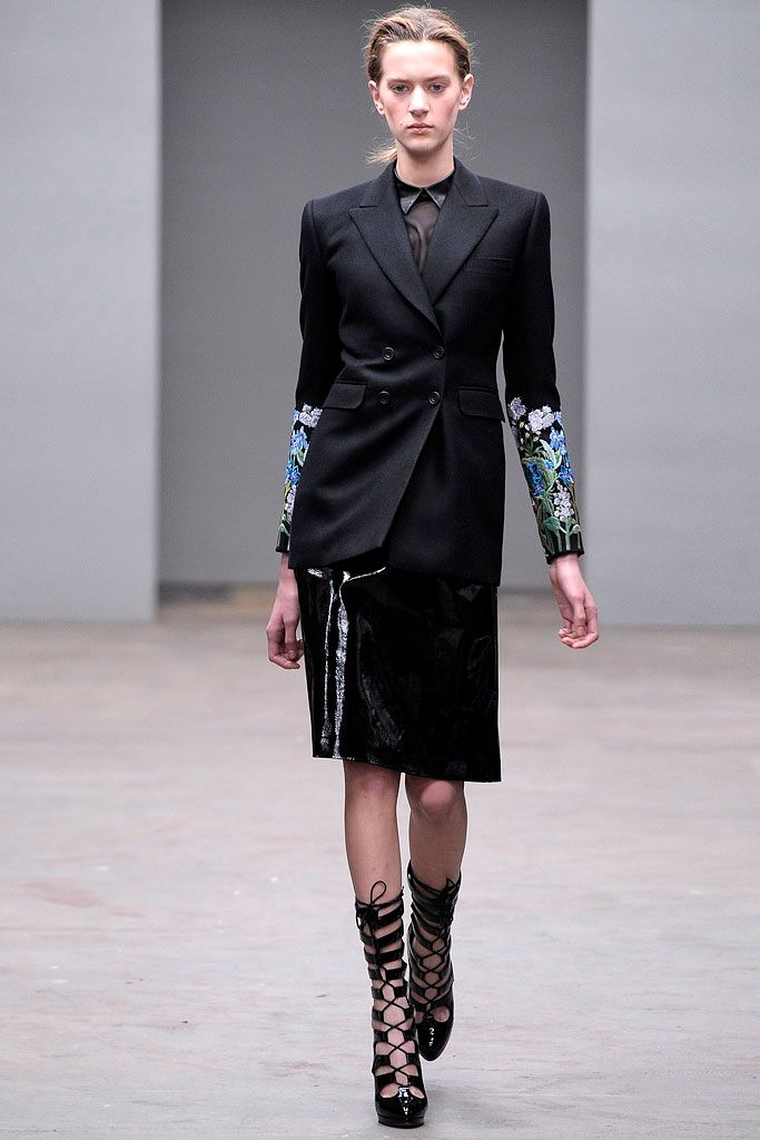 Christopher Kane F/W 10 Look 19