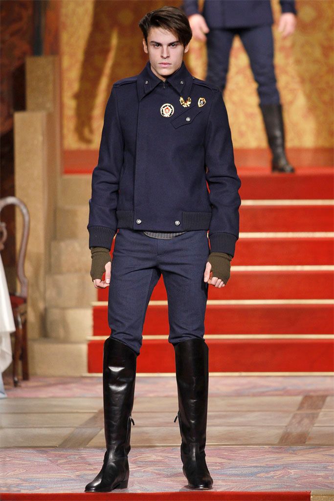 Chanel F/W 09 Look 203
