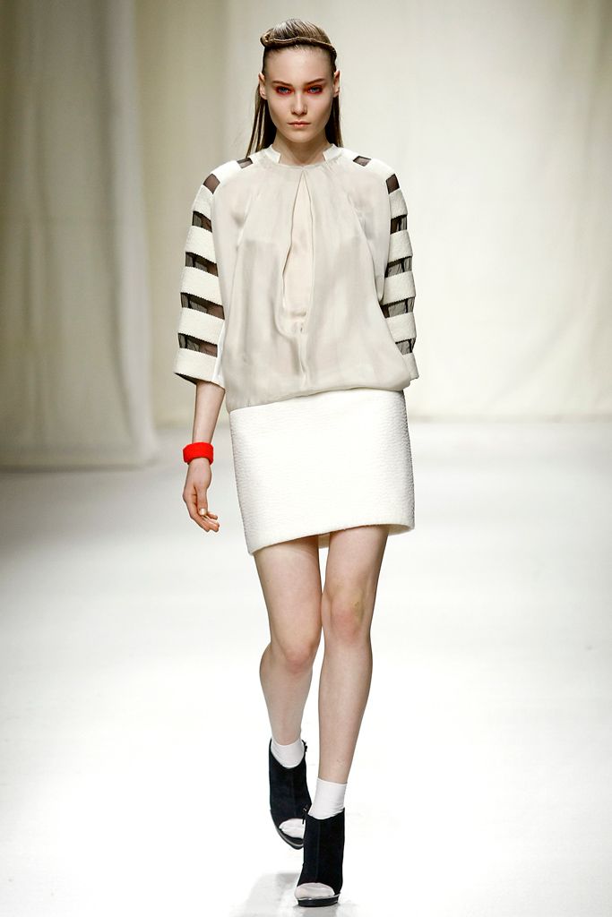 Commuun F/W 11 Look 104