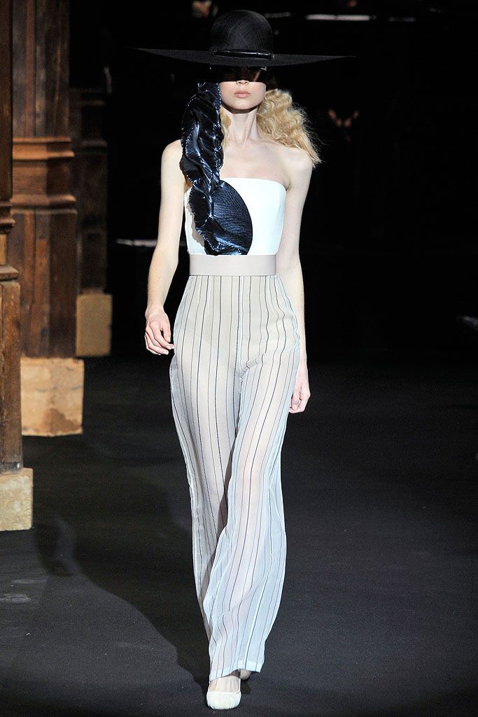 Chalayan S/S 10 Look 227