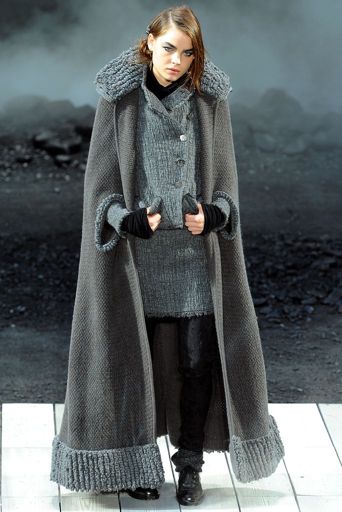 Chanel F/W 11 Look 113