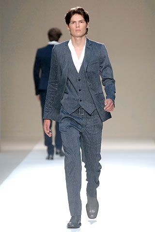 Costume National S/S 07 Menswear Look 22