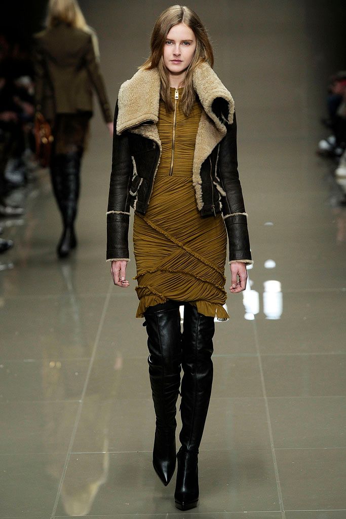 Burberry F/W 10 Look 11