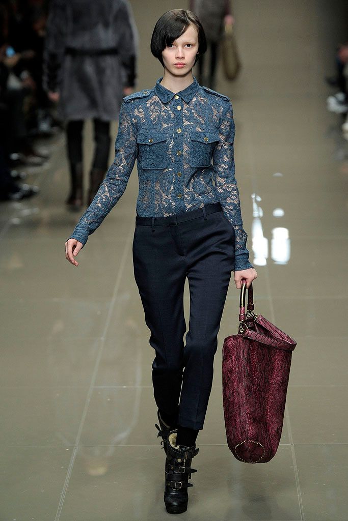Burberry F/W 10 Look 204