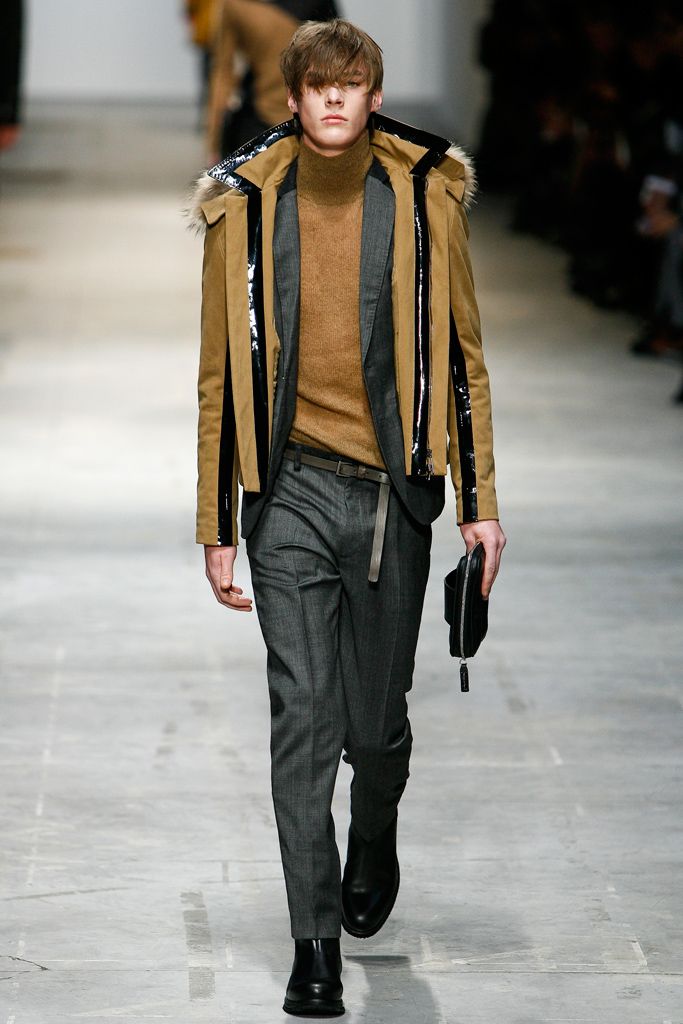 Costume National F/W 11 Menswear Look 39