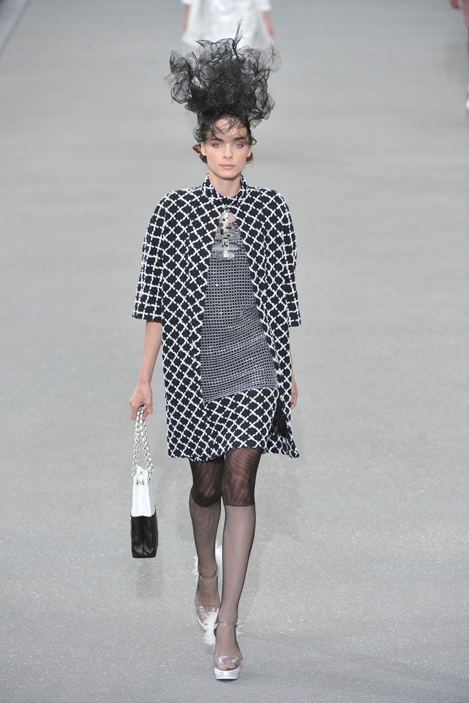 Chanel S/S 09 Look 123