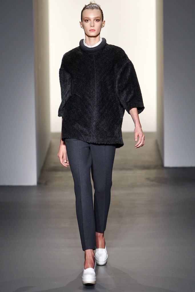 Calvin Klein Collection F/W 11 Look 11