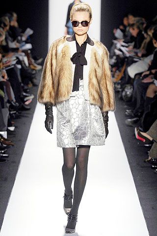 Carolina Herrera F/W 07 Look 117