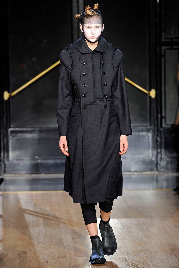 Comme des Garçons F/W 10 Look 15