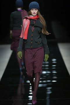 Burberry F/W 04 Look 9