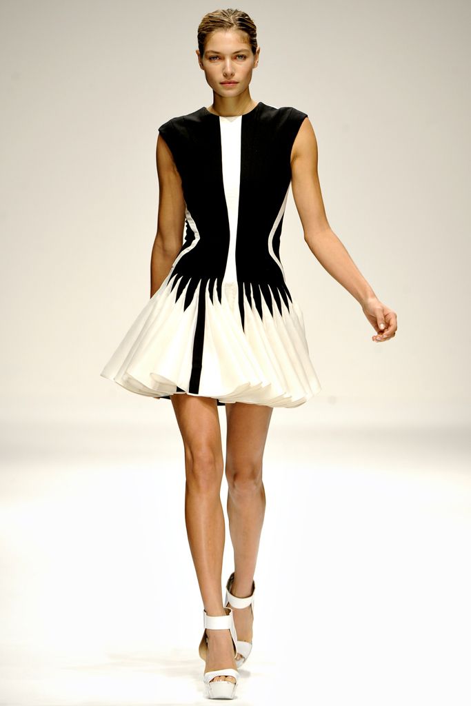 David Koma S/S 11 Look 9