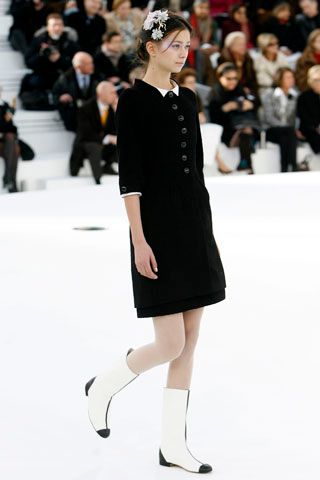 black unknown long-sleeve square-neck structured buttoned mini mini-dress