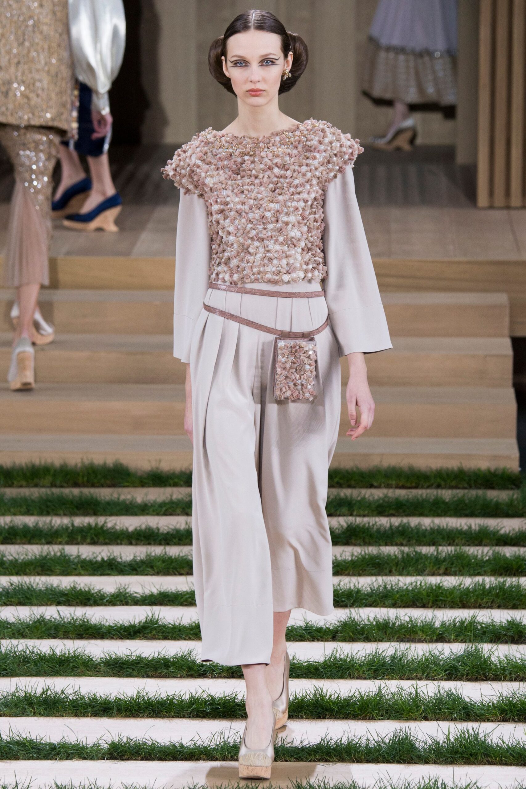 Chanel S/S 16 Couture Look 436