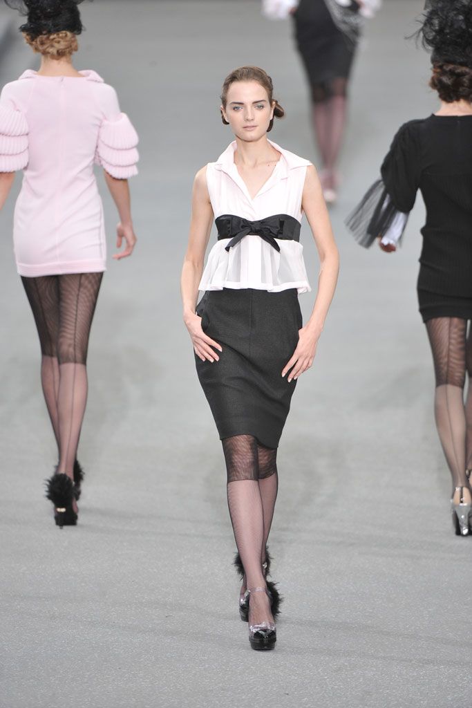Chanel S/S 09 Look 239