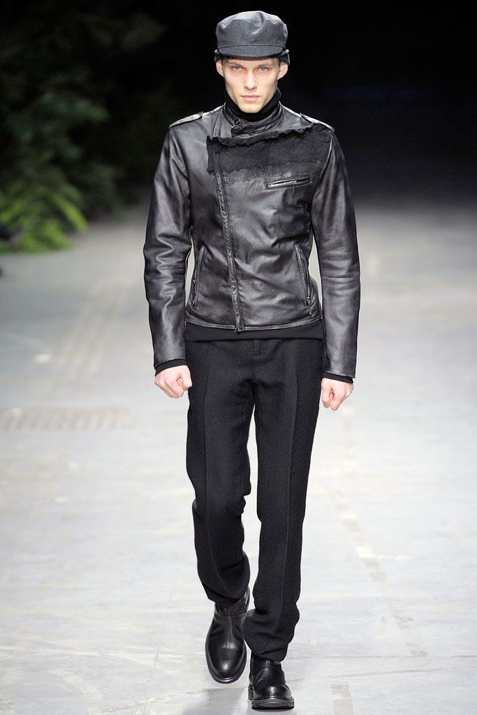 Costume National F/W 10 Menswear Look 38