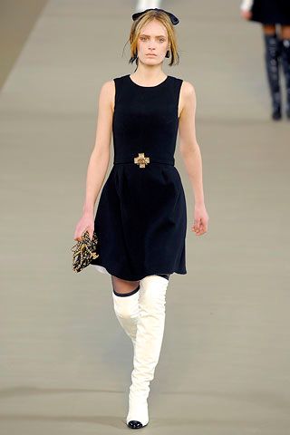 Chanel F/W 06 Look 83