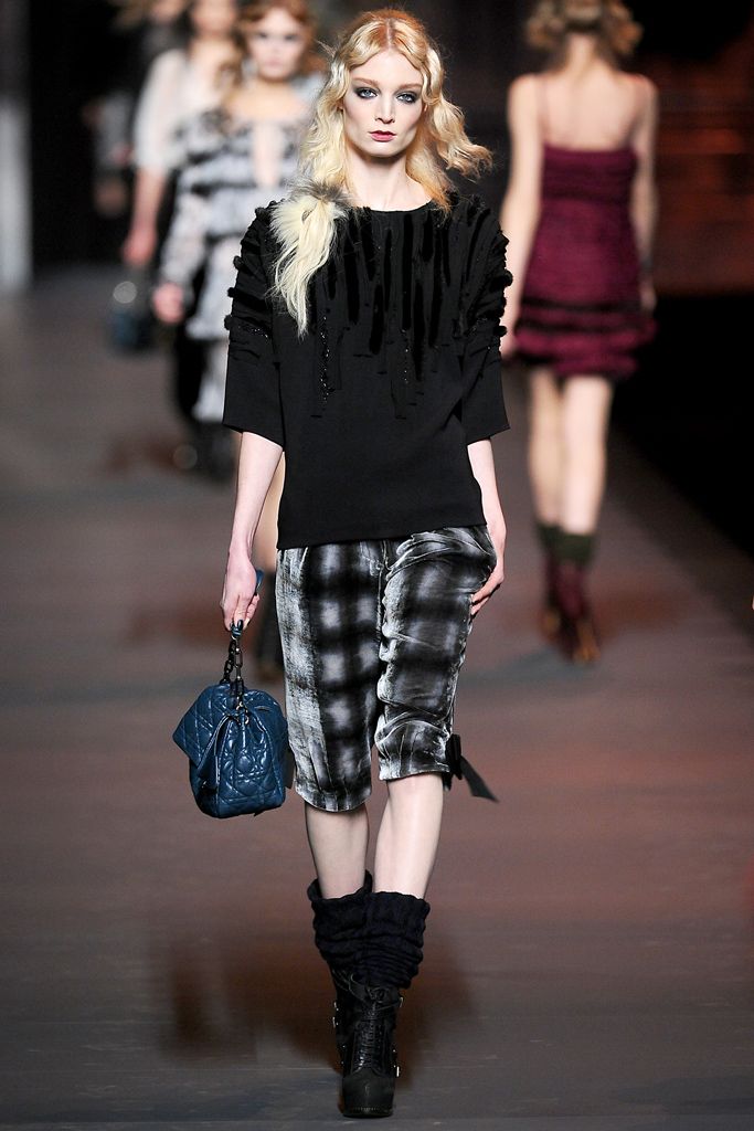 Christian Dior F/W 11 Look 220