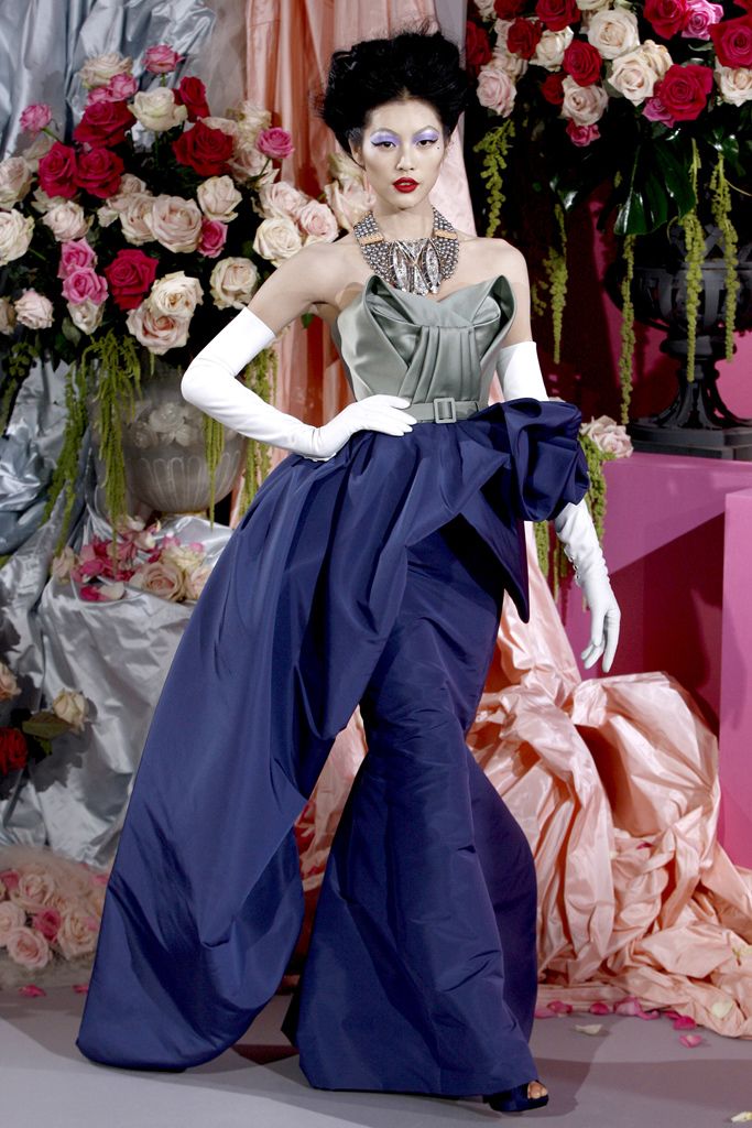 Christian Dior S/S 10 Couture Look 200