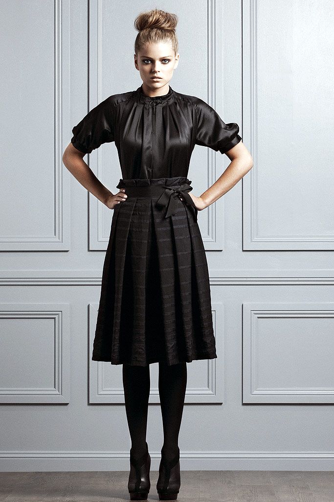 Collette Dinnigan F/W 10 Look 72