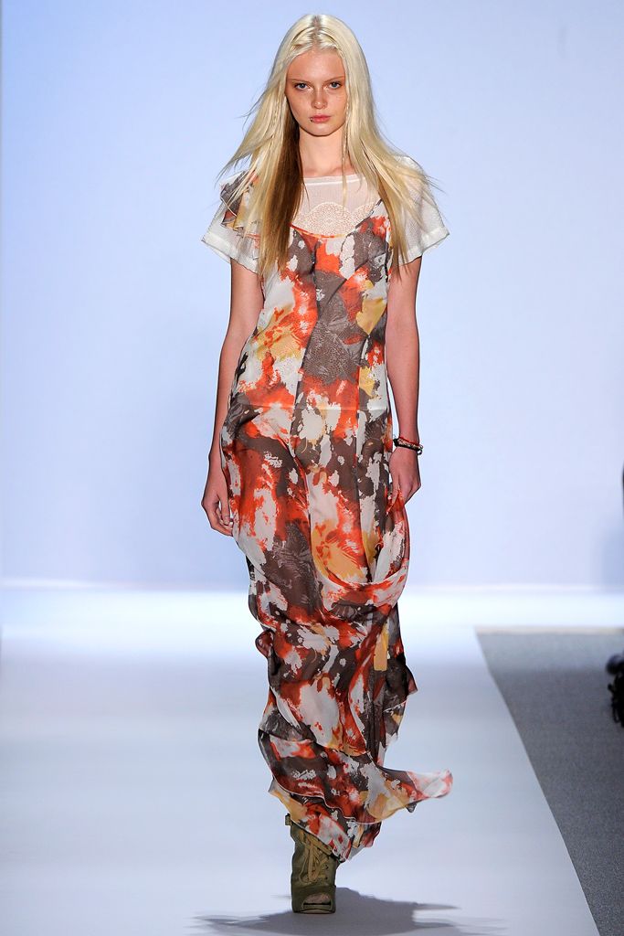 abstract-print draped chiffon gown